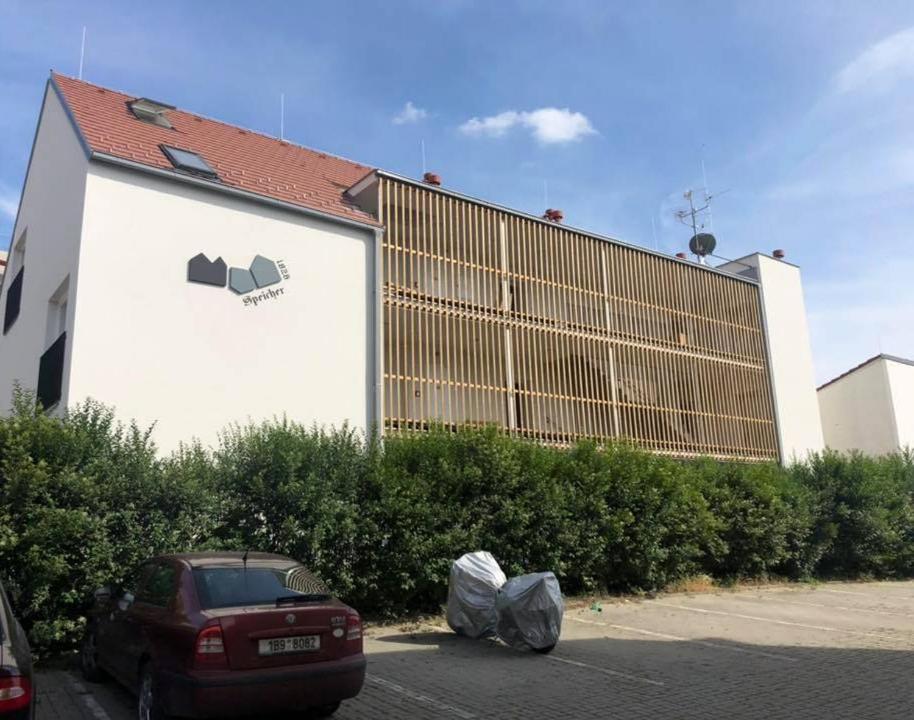 Apartment Laurot Mikulov Zewnętrze zdjęcie