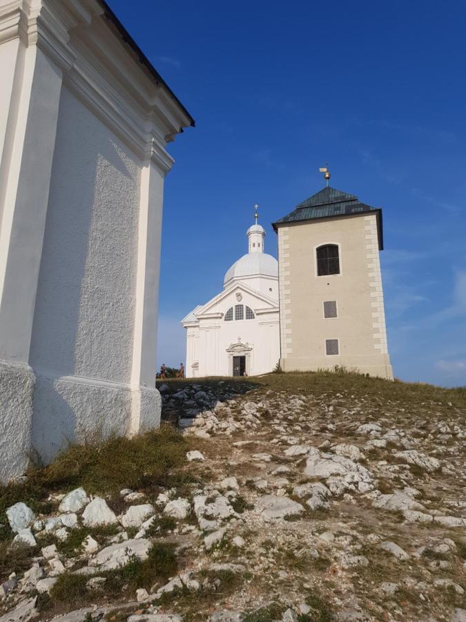 Apartment Laurot Mikulov Zewnętrze zdjęcie